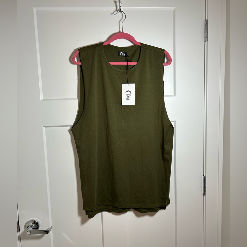 Zyia workout tank top, big and tall large men’s large tank top